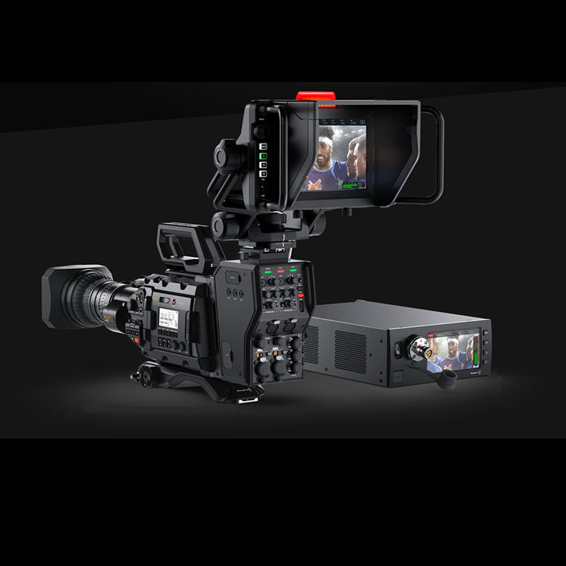 CAMERA URSA 4K STUDIO CON LEMO