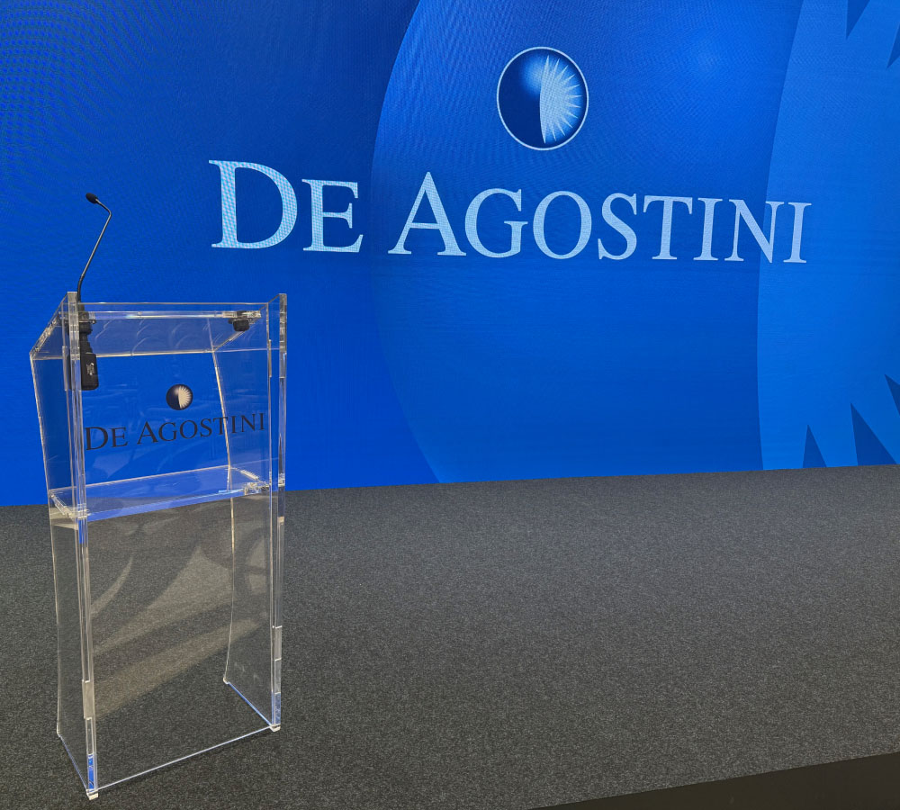 DEAGOSTINI MANAGEMENT MEETING
